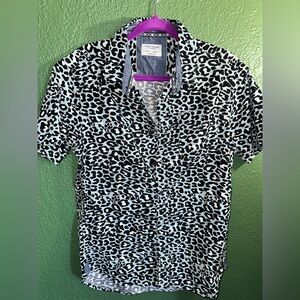 Sunrise Kingdom Leopard Print Button-Up🔵